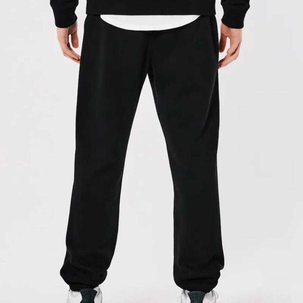 HOLLISTER RELAXED LOGO GRAPHIC SWEATPANTS • Size Medium - Picture 8 of 10